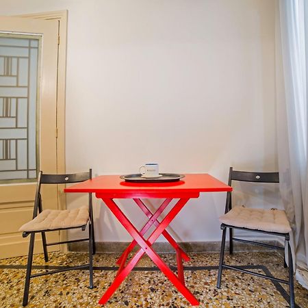 Downtown Quiet Apartment On A Pedestrian Street Athens Luaran gambar